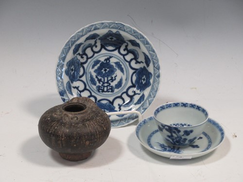 Lot 8 - Chinese Nanking cargo blue and white tea bowl...