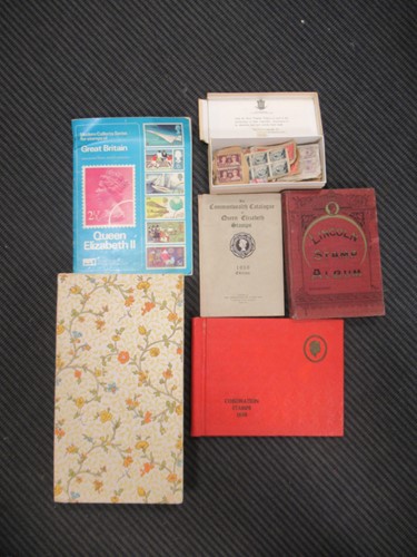 Lot 152 - World stamp collection with QE2 values to £1,...