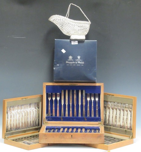 Lot 193 - Three oak canteens of plated flatware, an...