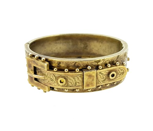 Lot 3 - A Victorian silver gilt buckle bangle