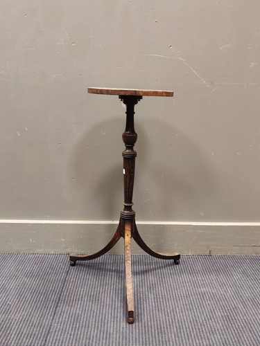 Lot 520 - A specimen tripod table with a circular...
