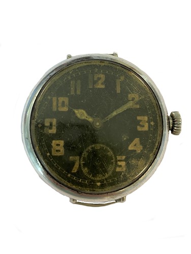 Lot 412 - Unsigned - A World War 1 period military issue steel wristwatch head