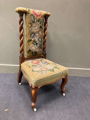 Lot 580 - A Victorian rosewood framed prie dieu chair,...