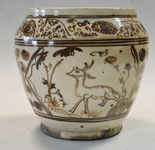 Lot 18 - A Chinese Cizhou jar, Jin/Yuan Dynasty