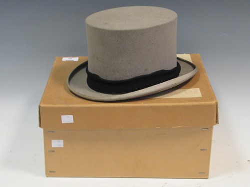 Lot 40 - A 'WOODROW Piccadilly LONDON' top hat, grey...