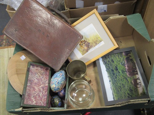 Lot 27 - Box of mixed metal items including early...