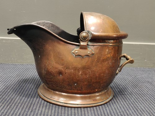 Lot 668 - A copper coal scuttle, late 19th / early 20th...