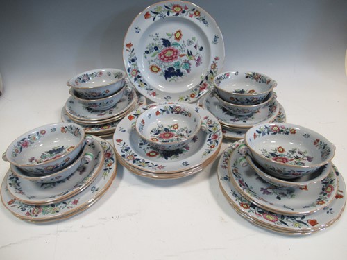 Lot 33 - A Copeland Spode currants pattern design...