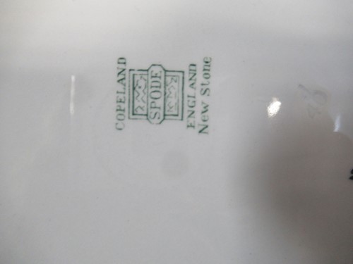 Lot 33 - A Copeland Spode currants pattern design...