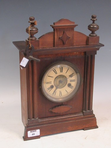 Lot 48 - An Edwardian carved wood mantel clock 37.5 x...