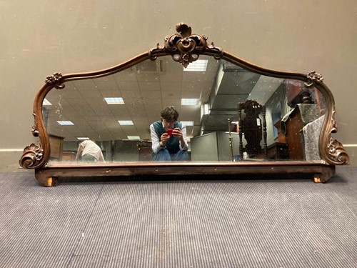 Lot 474 - A dresser mirror with carved foliate...