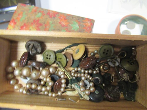 Lot 36 - Metalware - pen rest, pair bull vessels or...