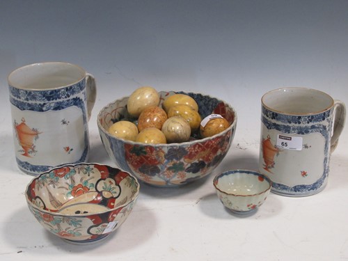 Lot 65 - Two late 18th century Chinese export tankards,...