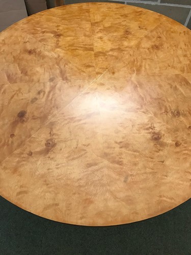 Lot 214 - A maple veneered Biedermeier style pedestal side table
