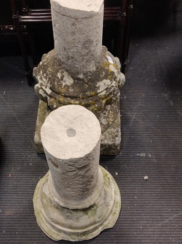 Lot 694 - A composite garden sun dial (A/F)