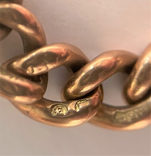 Lot 369 - A Victorian 9ct rose gold  'Albert' watch chain