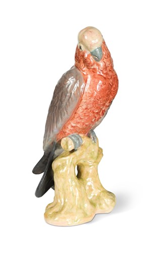 Lot 43 - An early 20th century Großherzogliche Keramische model of a parrot