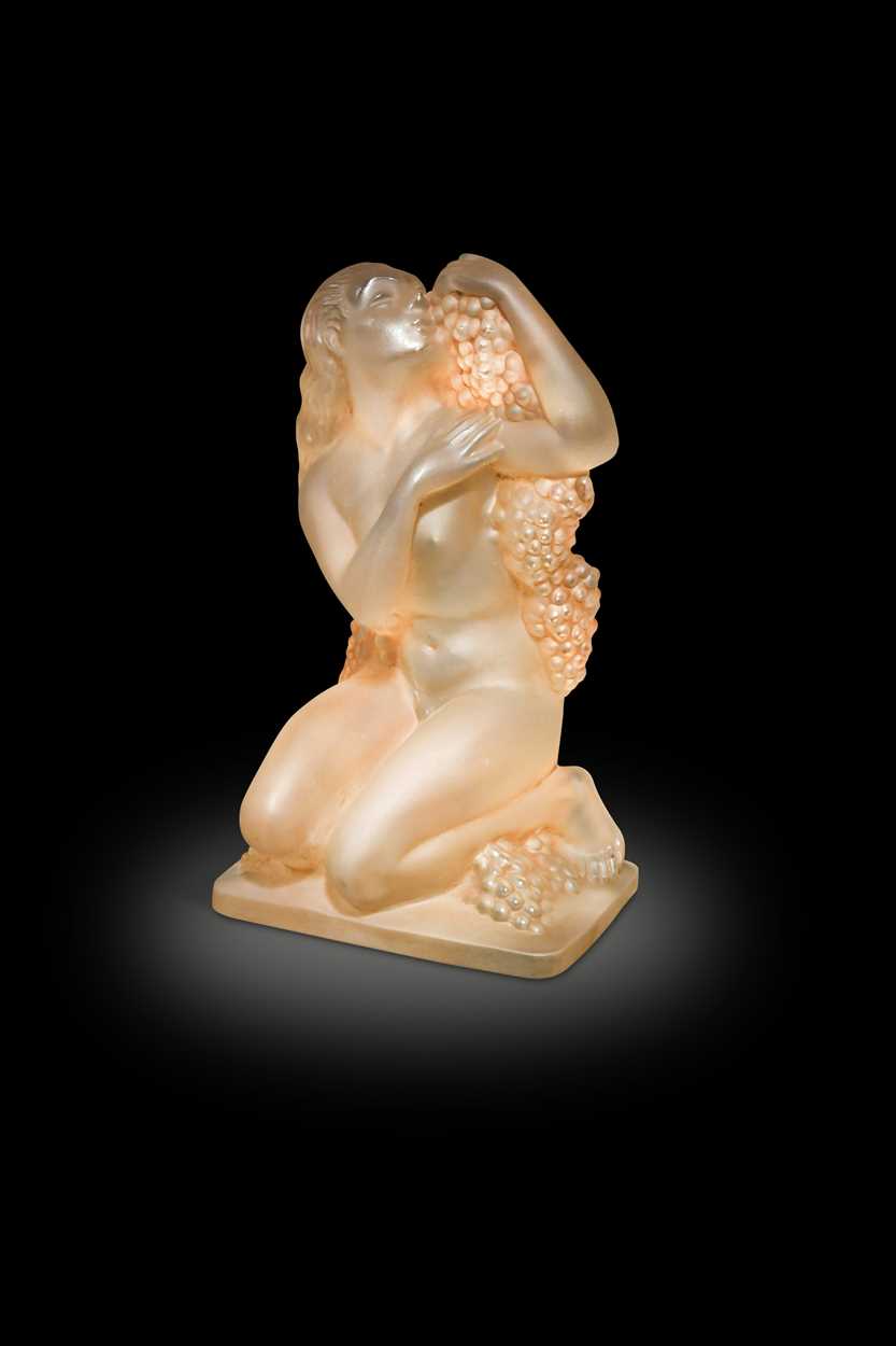 Lot 11 - Automne, an R. Lalique frosted glass figurine, designed 1939