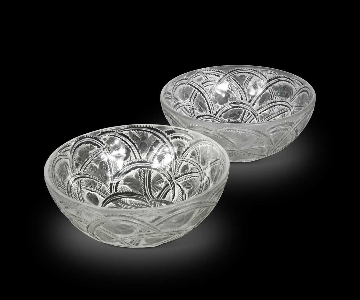 Lot 23 - Pinsons, a pair of Lalique frosted and polished glass bowls