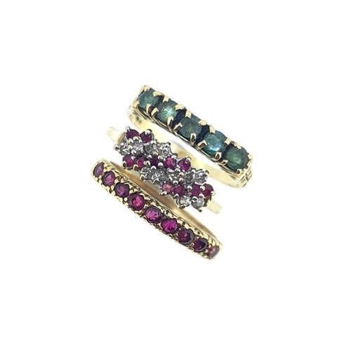 Lot 115 - A trio of late 20th century gemset rings