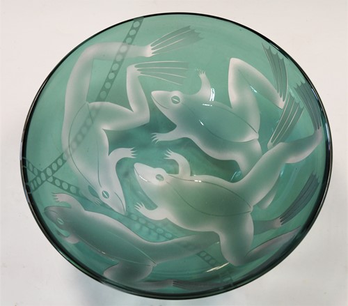 Lot 37 - Ruth Dresman (born 1961), an acid etched bowl