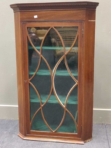 Lot 499 - An Edwardian mahogany and strung hanging...