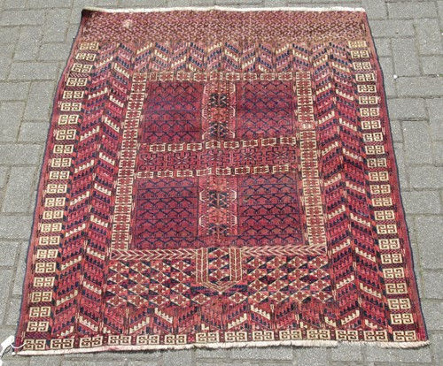 Lot 685 - A Bokhara rug, 145 x 126cm