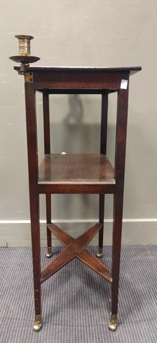 Lot 414 - A George III small mahogany two-tier reading table