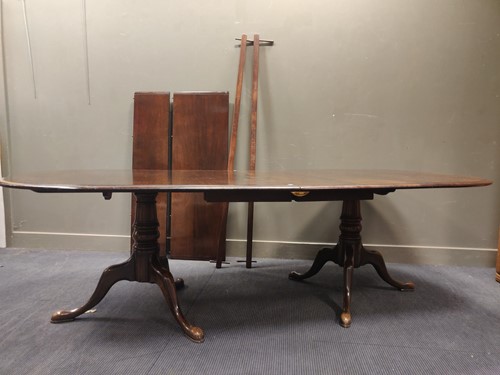 Lot 557 - A Regency style mahogany D-end twin pedestal...
