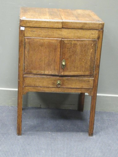 Lot 592 - A 19th century oak washtand (adapted) 82 x 53...