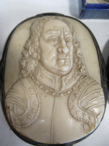 Lot 147 - A carved ivory miniature of Oliver Cromwell 7...
