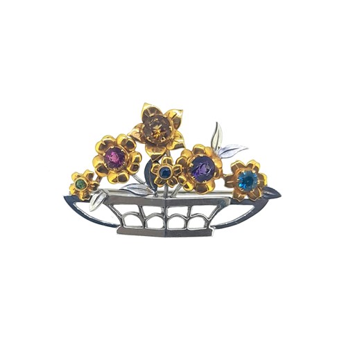 Lot 218 - A multi gemstone giardinetto brooch
