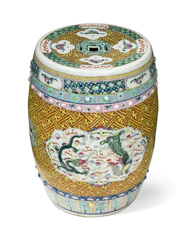 Lot 18 - A Chinese Canton porcelain garden barrel seat, late Qing Dynasty circa 1910