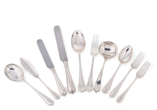 Lot 663 - A 74-piece set of George V silver cutlery and flatware