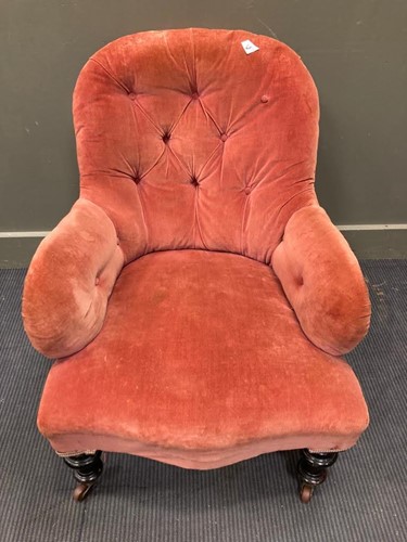 Lot 498 - A Victorian spoon back chair upholstered in a...