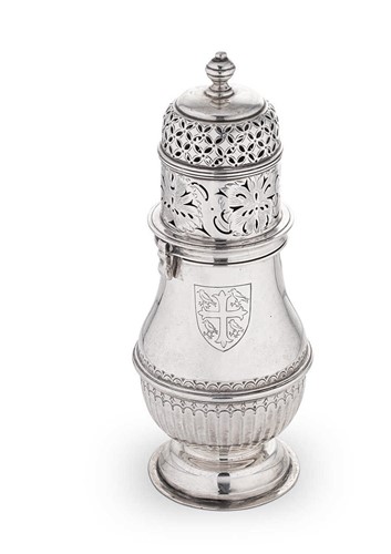 Lot 648 - A George V silver sugar caster