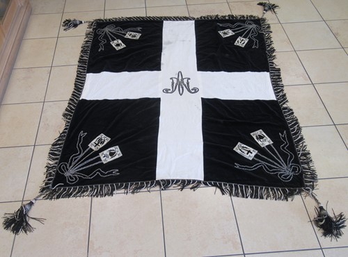 Lot 131 - 19th century French black silk velvet funeral...