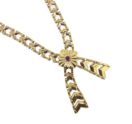 Lot 54 - A 9ct gold ruby necklace