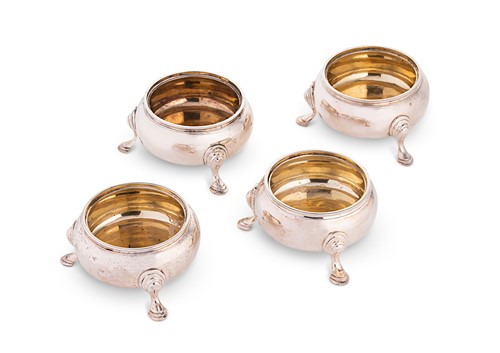 Lot 583 - A set of four Victorian silver cauldron salts