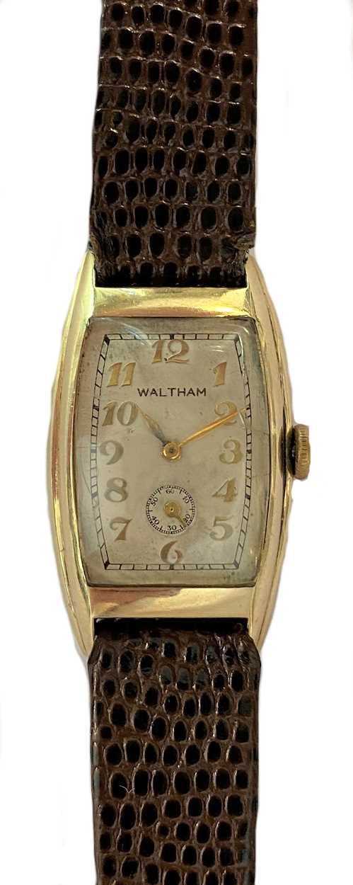 Lot 414 - Waltham - An American 14ct gold wristwatch