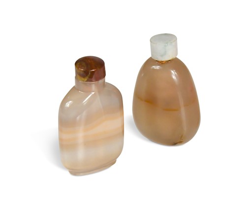 Lot 166 - A Chinese banded agate snuff bottle, late Qing Dynasty/early Republic