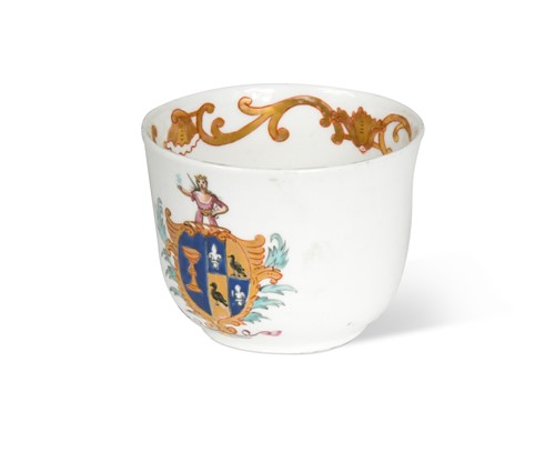 Lot 620 - An 18th century continental porcelain armorial cup