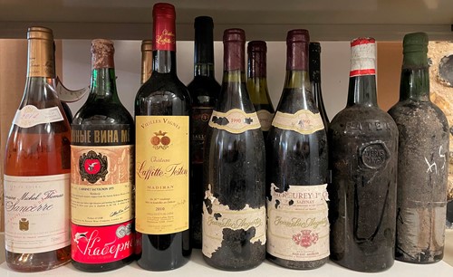 Lot 704 - Mixed wines, 14 bottles.