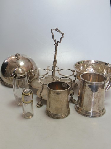 Lot 255 - Two small silver tankards, together with a...