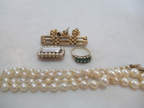Lot 236 - A split pearl memorial brooch, a gate style...