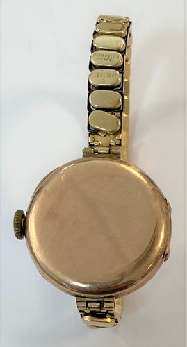 Lot 406 - Rolex - An early 20th century 9ct gold wristwatch