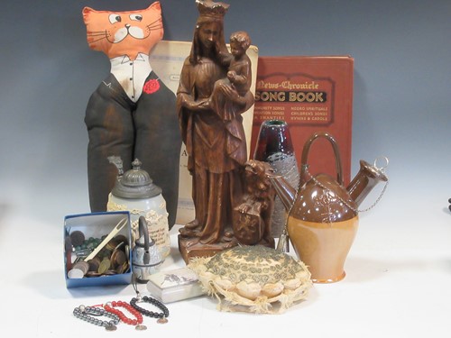 Lot 170 - Assorted ceramics, glass and other collectors...