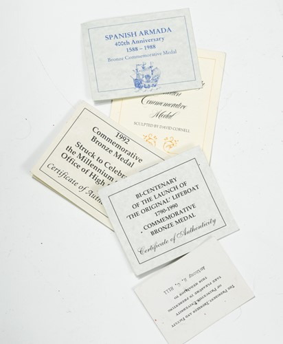 Lot 6 - Group of 9 modern commemorative bronze medals,...