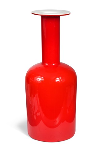 Lot 11 - Otto Brauer (1897-1938) for Holmegaard, a cased glass Gul vase