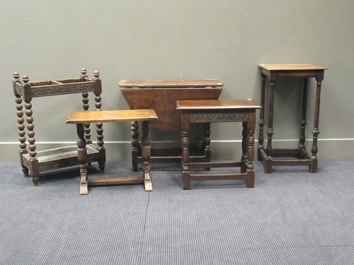 Lot 506 - An oak joint stool, a small gateleg table, a...